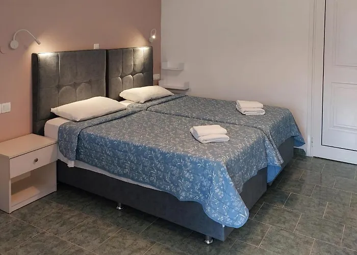 Dolphin Sea View Hotell *