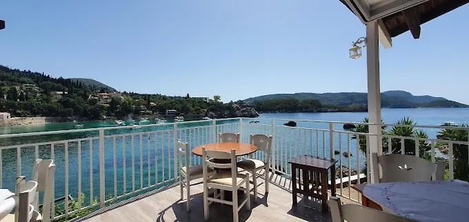 Dolphin Sea View * Palaiokastritsa